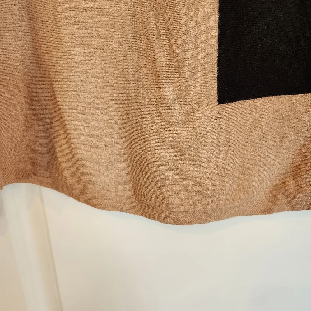 Aaeda Tan/Black/Cream Colorblock Mock Neck Sweater Size XL Ribbed Neck/Cuffs